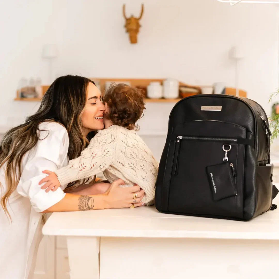 The Only Diaper Bag Guide You'll Ever Need (Seriously!)