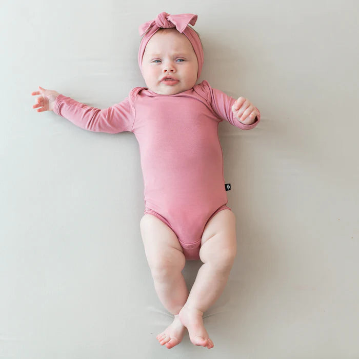 Kyte Baby Long Sleeve Bodysuit (Apple Blossom)