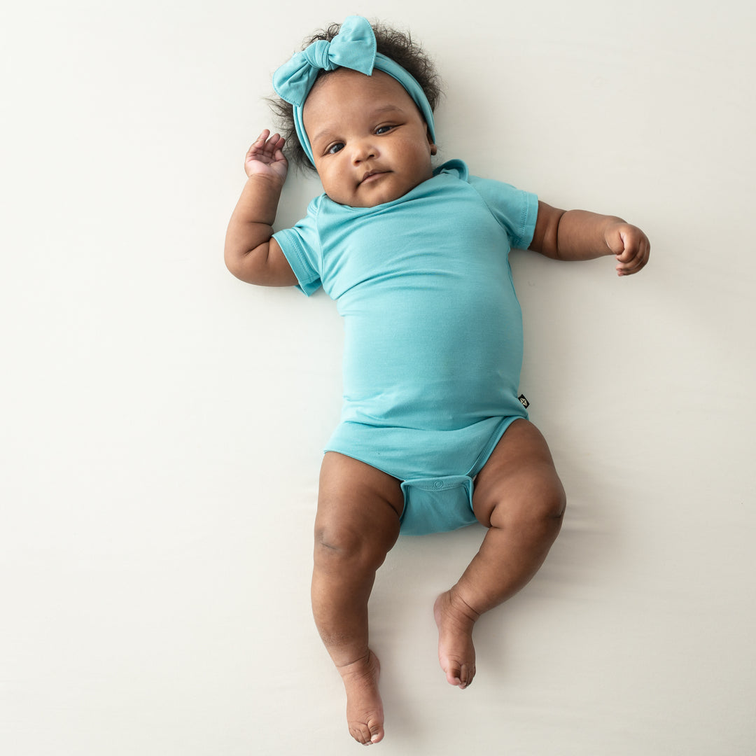 Kyte Baby Short Sleeve Bodysuit (Makai)