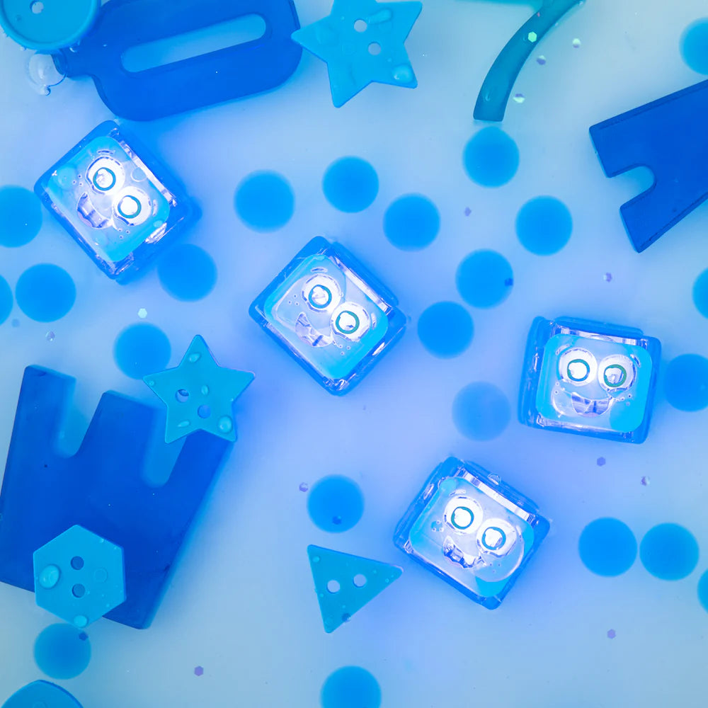 Glo Pals Light Up Cubes 4-Pack (Blair)