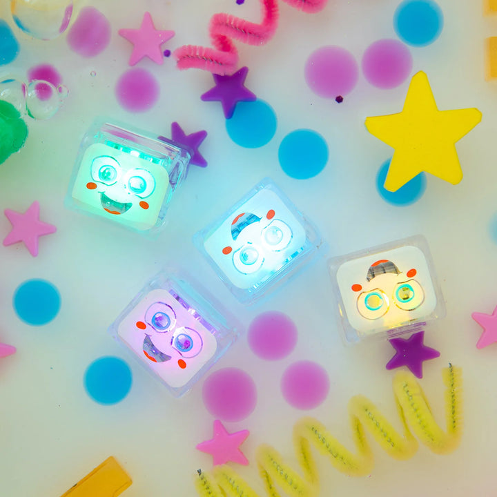 Glo Pals Light Up Cubes 4-Pack (Party)