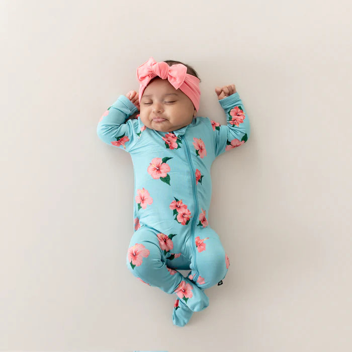 Kyte Baby Zippered Footie (Hibiscus)