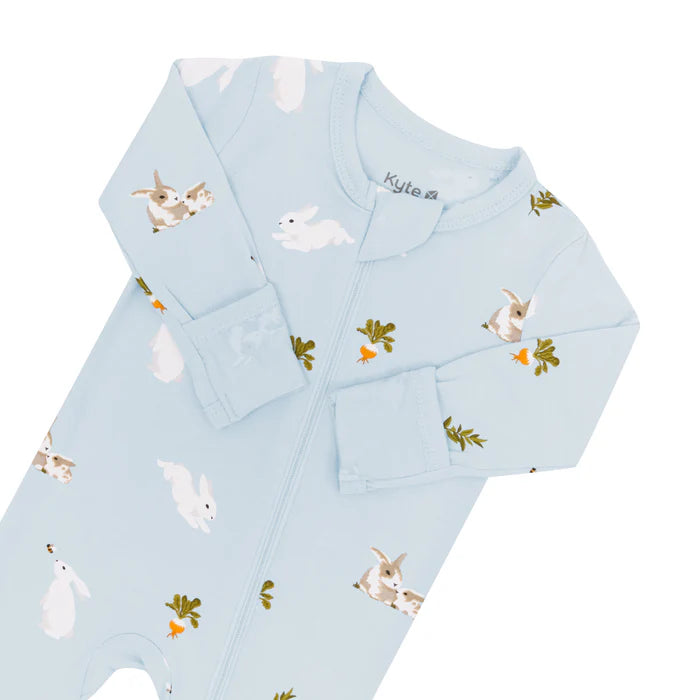 Kyte Baby Zippered Footie (Ice Rabbit)