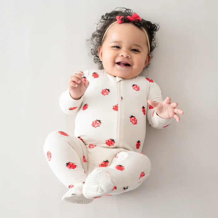 Kyte Baby Zippered Footie (Love Bug)