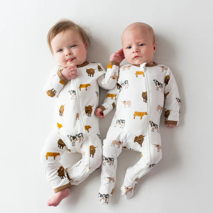 Kyte Baby Zippered Footie (Moo)