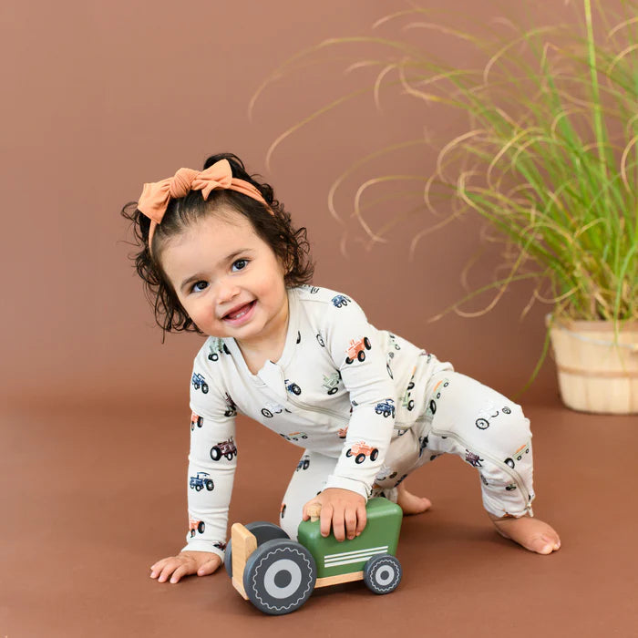 Kyte Baby Zippered Romper (Tractor)