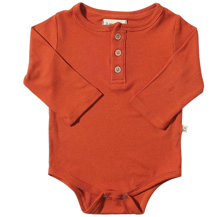 Me & Henry Aynor Rib Onesie (Pumpkin)