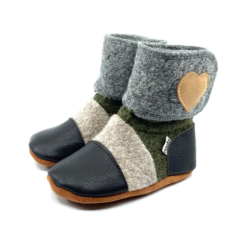 Nooks Design Felted Wool Booties (Sapling)